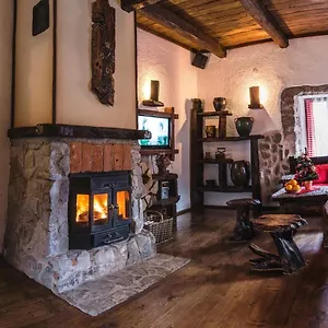 Gorski Lazi Vikendica Trsce